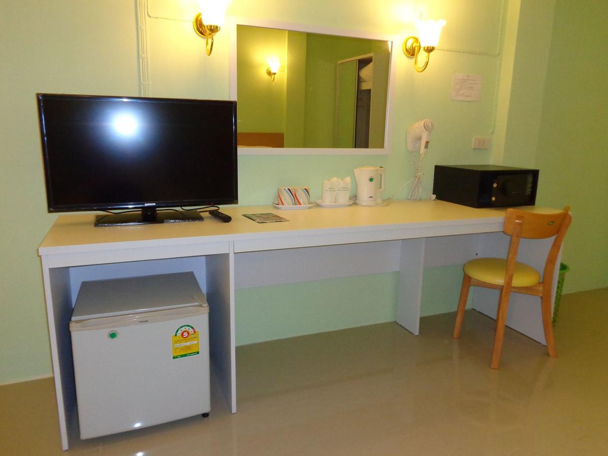 Siam Apple Hotel & Resort Ban Khlong Exterior photo