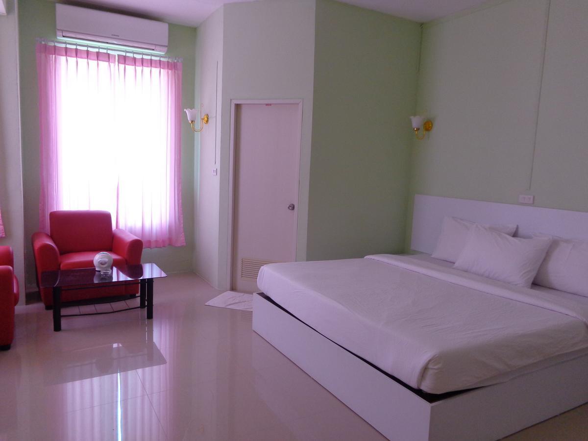 Siam Apple Hotel & Resort Ban Khlong Exterior photo