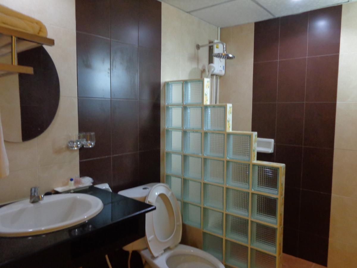 Siam Apple Hotel & Resort Ban Khlong Exterior photo