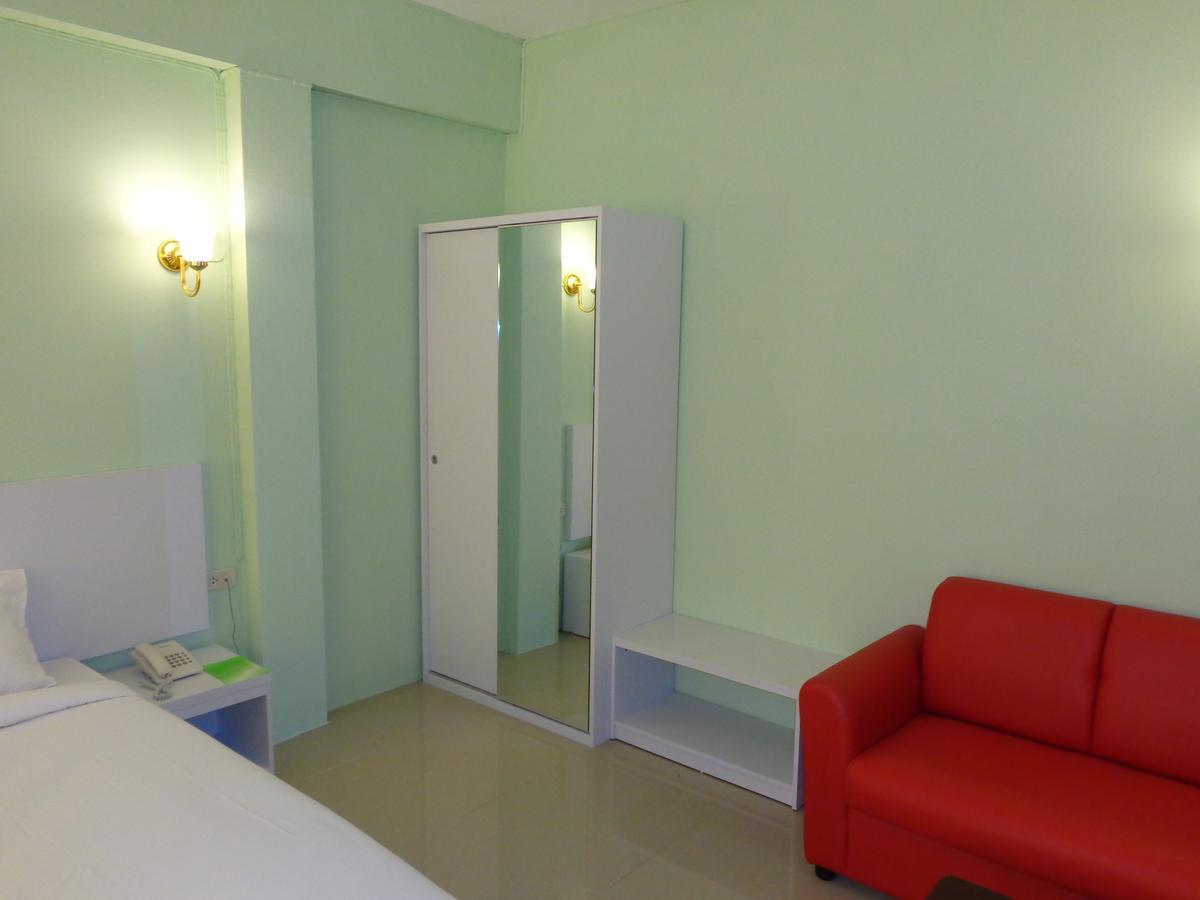 Siam Apple Hotel & Resort Ban Khlong Exterior photo