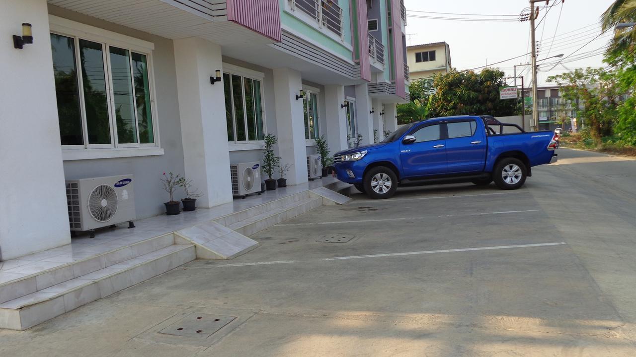 Siam Apple Hotel & Resort Ban Khlong Exterior photo