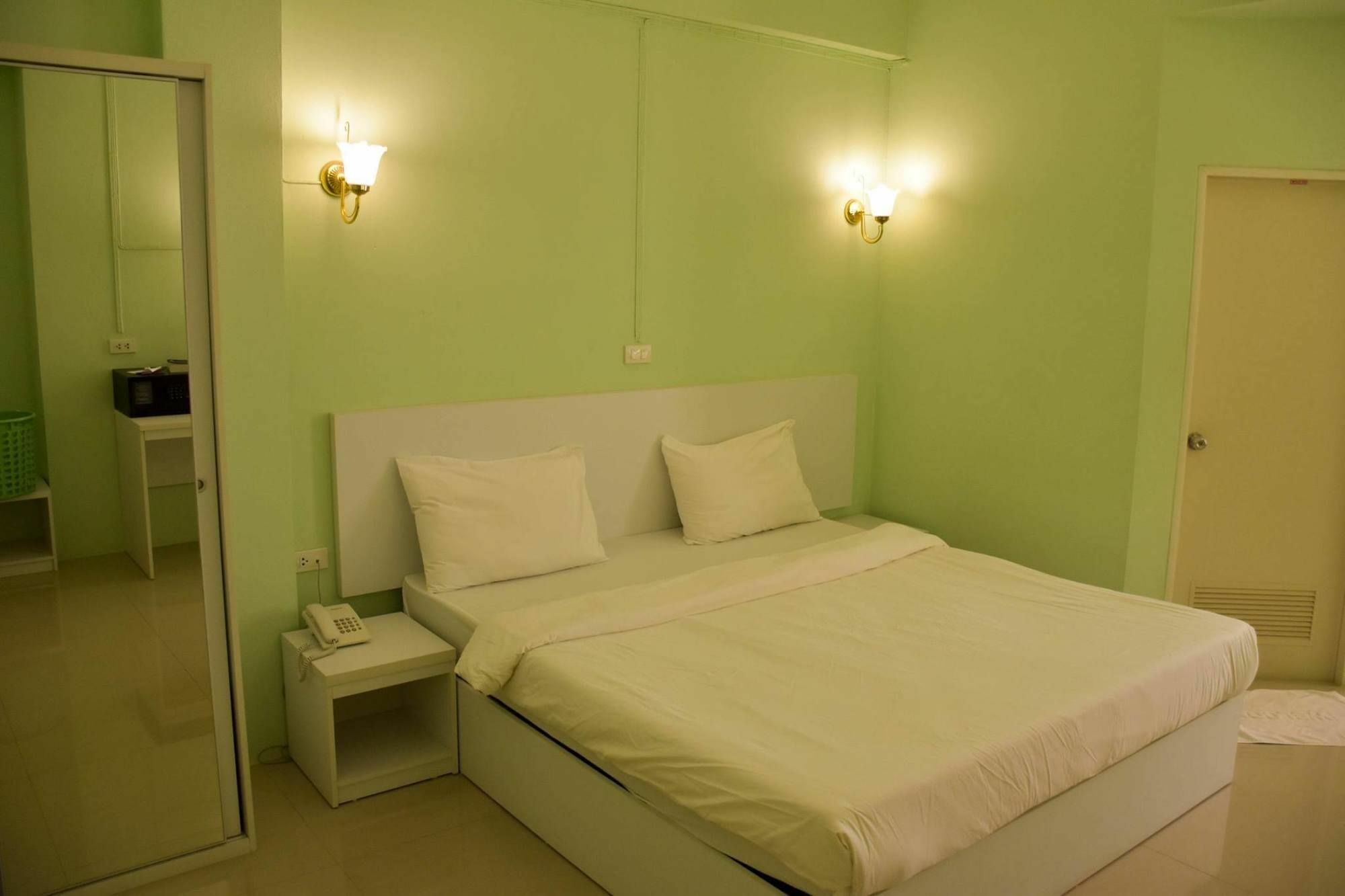 Siam Apple Hotel & Resort Ban Khlong Exterior photo